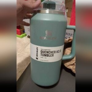 Stanley 64 oz water bottle